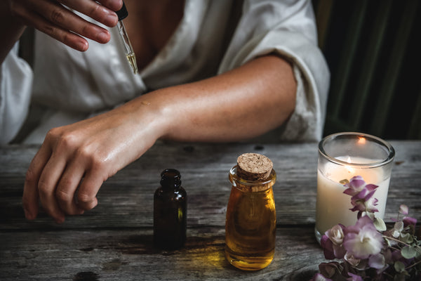 GERANIUM ESSENTIAL OIL