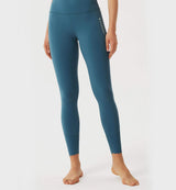 Brisk Like Me Wave-Edge Hem Leggings