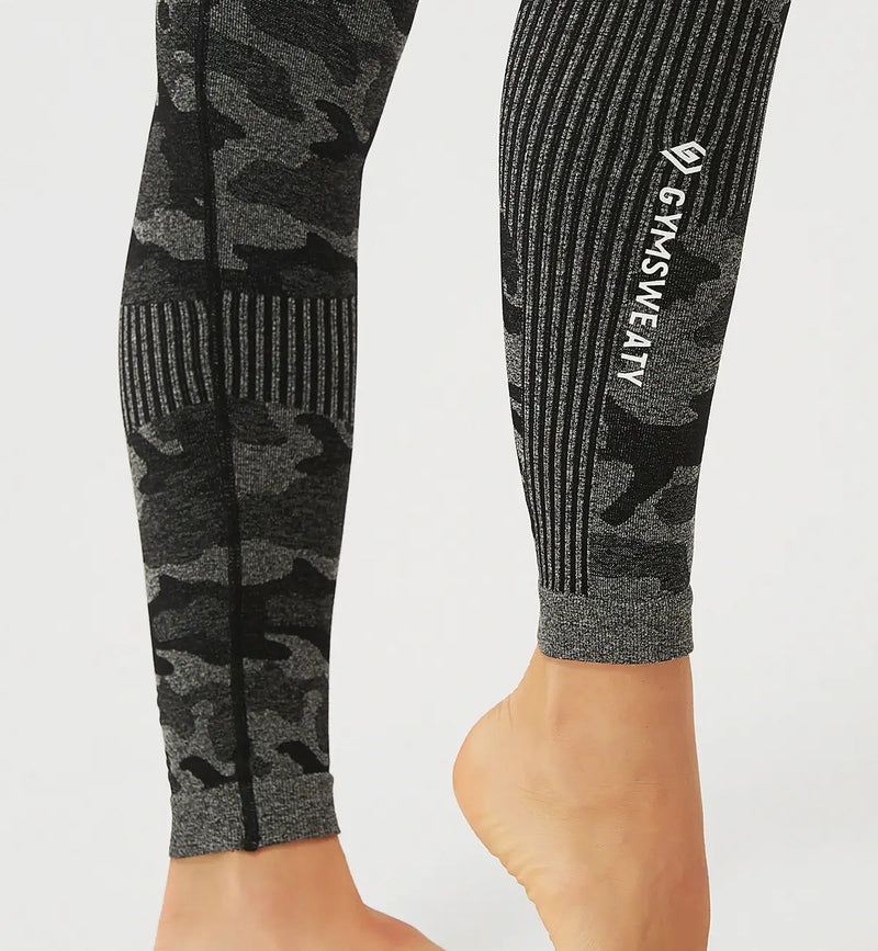 Fancy World Seamless Camo Leggings